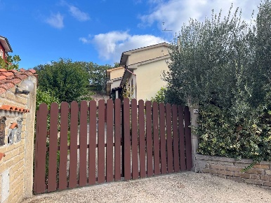Foto Villa bifamiliare in Bollengo, Roma Casalotti di 161 m² con 4 locali