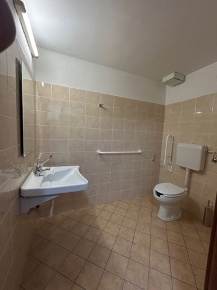 Foto Negozio in Via ALFONSO DI VESTEA 39, Pescara Porta Nuova di 267 m²