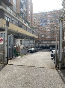 Foto Appartamento in Vincenzo Tiberio, Napoli Traiano di 12 m² in vendita