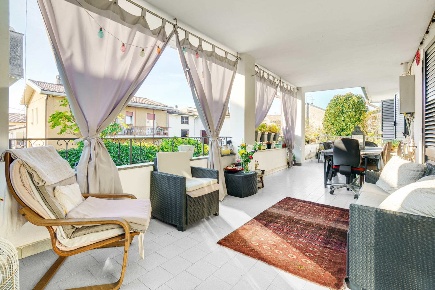 Foto Appartamento in Larga, Saronno di 86 m² con 3 locali in vendita