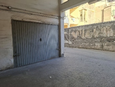 Foto Box a Torre Annunziata di 24 m² in vendita