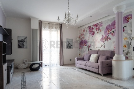 Foto Appartamento in Via Tremiti, Altamura di 115 m² con 5 locali