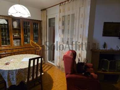 Foto Appartamento in Via Aldo Moro, Rimini di 90 m² con 3 locali in affitto
