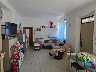 Foto Appartamento in Via Guido Rossa 30, Gavorrano di 145 m² con 7 locali