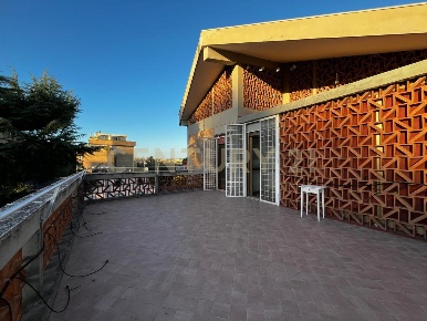 Foto Attico in Via Roberto Alessandri 80, Roma di 222 m² con 5 locali