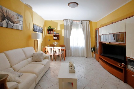 Foto Appartamento a Livorno Shangai di 90 m² con 4 locali in vendita