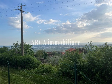 Foto Terreno residenziale a Pietrasanta di 2000 m² in vendita