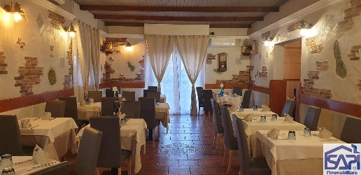 Foto Ristorante in Via Beato Angelico, Muggiò Centro di 200 m² in vendita
