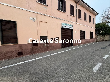 Foto Negozio a Lonate Pozzolo Centro di 100 m² con 2 locali in vendita