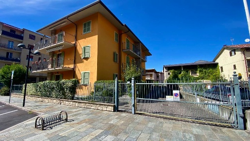 Foto Garage in VIALE RIMEMBRANZE 79, Calusco d'Adda di 25 m² con 1 locali