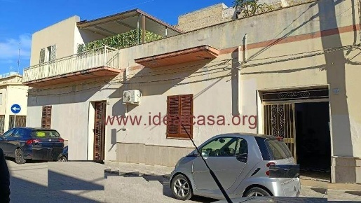 Foto Casa indipendente a Mazara del Vallo Trasmazzaro di 120 m² in vendita