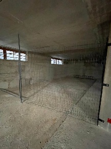 Foto Capannone industriale a Certaldo di 27 m² con 1 locali in affitto