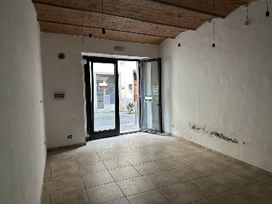 Foto Locale commerciale in Borgo Giuseppe Sarchiani 12, Centro di 38 m²