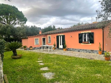 Foto Villa unifamiliare a Santa Margherita Ligure Centro di 215 m²