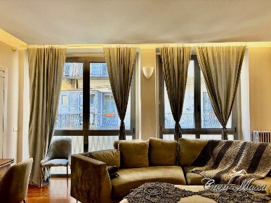 Foto Appartamento in SAN QUINTINO, Torino Piazza Solferino di 165 m²