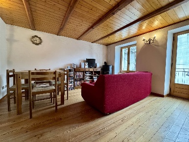 Foto Appartamento in Via Calzaferri, Madesimo di 100 m² con 4 locali