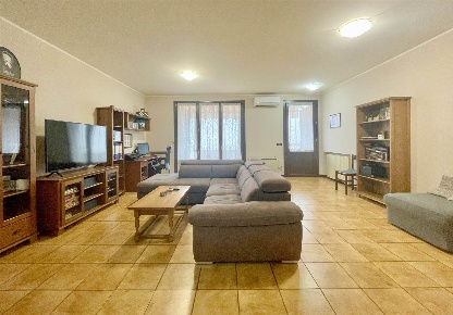 Foto Villa a schiera a Borgo Virgilio Pietole di 142 m² con 4 locali