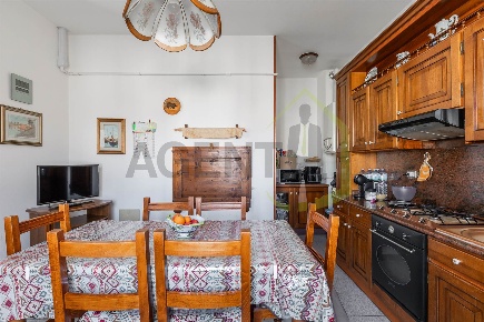 Foto Appartamento a Conselice Centro di 120 m² con 6 locali in vendita