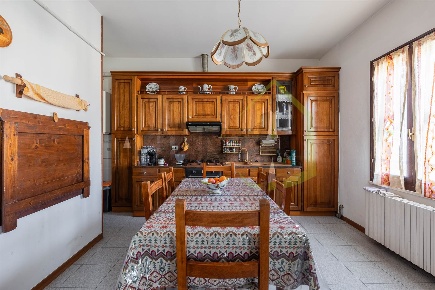 Foto Appartamento a Conselice di 120 m² con 6 locali in vendita