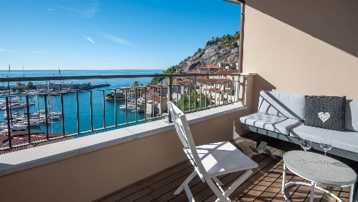 Foto Appartamento a Duino-Aurisina Sistiana Visogliano di 75 m² in vendita