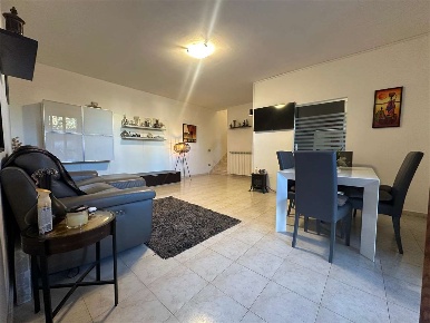 Foto Duplex a Foiano della Chiana di 115 m² con 5 locali in vendita