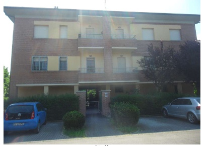 Foto Appartamento a Modena di 135 m² con 5 locali in vendita