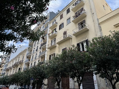 Foto Appartamento in Via Putignani 262, Bari Murat di 78 m² con 2 locali