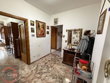 Foto Appartamento in Via Montesanto, Latina Centro Storico di 121 m²