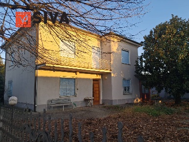 Foto Casa indipendente in Via Vecchia Traversara, Bagnacavallo di 245 m²