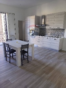 Foto Appartamento in Via Rosario Gregorio, Palermo Oreto - Perez di 113 m²