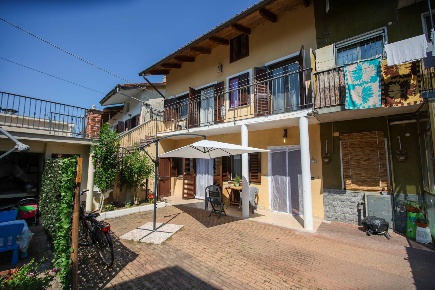 Foto Case semi ndipendenti in Via San Rocco, Montanaro di 130 m² in vendita