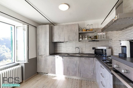 Foto Appartamento in via eugenio massa, Calice Ligure Centro di 98 m²