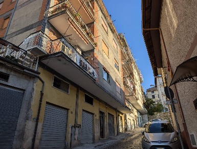 Foto Appartamento in VIA UGO FOSCOLO, Segni di 105 m² con 3 locali