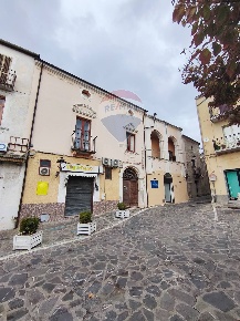 Foto Case semi ndipendenti in piazza guglielmo marconi, Roggiano Gravina