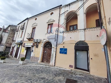 Foto Case semi ndipendenti in piazza guglielmo marconi, Roggiano Gravina