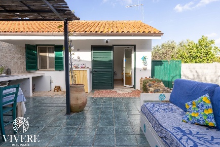 Foto Casa indipendente in Via Villarios, Sant'Anna Arresi di 59 m²