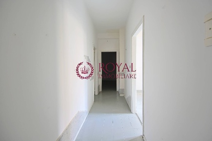 Foto Appartamento in Via Del Riposo, Livorno Pontino - Bastia di 100 m²