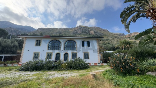 Foto Villa singola in contrada carrera snc, Trabia Centro di 512 m²