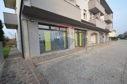 Foto Ufficio a Saccolongo Centro di 70 m² con 3 locali in affitto