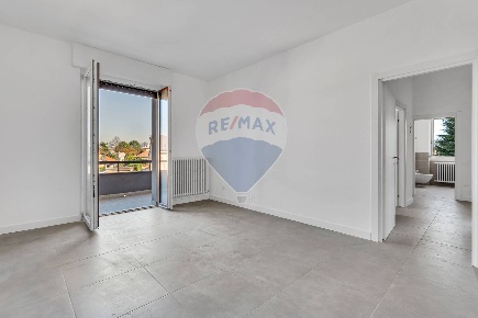 Foto Appartamento in VIA CAVOUR, Giussano Centro di 110 m² con 3 locali