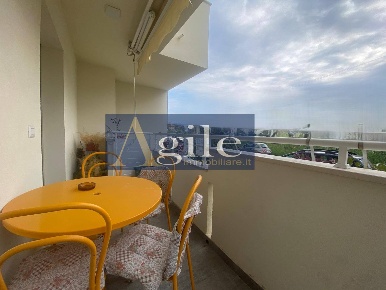 Foto Appartamento in via olimpica, Alba Adriatica Centro di 140 m²