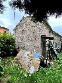 Foto Appartamento in Via Zola, Ferrara Porotto - Cassana di 46 m² all'asta