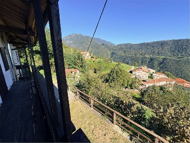 Foto Rustico a Vittorio Veneto di 58 m² con 4 locali in vendita