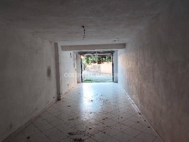 Foto Box in Via Gravisca, Montalto di Castro Centro di 31 m² con 1 locali