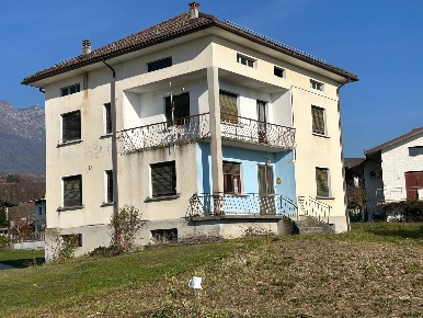 Foto Casa indipendente in via tramezzai, Santa Giustina Centro di 400 m²