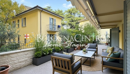 Foto Appartamento in Via Saragozza, Bologna Saragozza fuori Porta di 136 m²