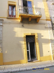 Foto Locale commerciale a Pachino Centro di 28 m² con 1 locali in vendita