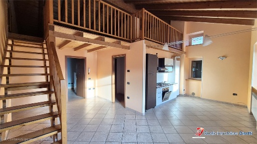 Foto Appartamento in Piazza Cauzzi, Sonico Rino di 90 m² con 3 locali