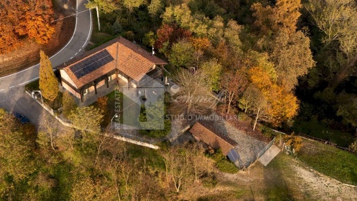 Foto Villa unifamiliare in Localit&#224; Carretti, Asti Torrazzo di 535 m²