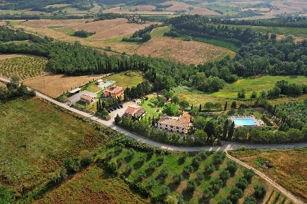 Foto Agriturismo a Peccioli Centro di 1080 m² con 30 locali in vendita